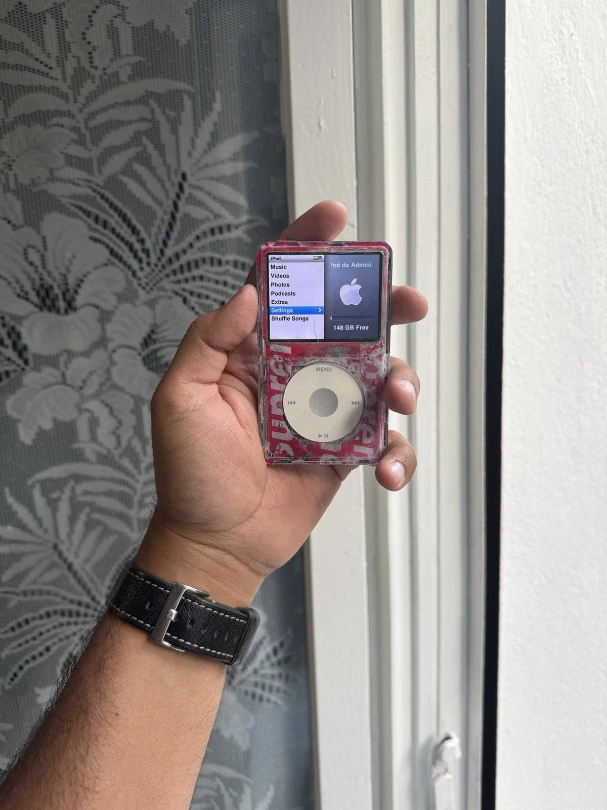 Apple ipod Classic 7th Generation 160GB SUPREME Edition (Perfectly Working)