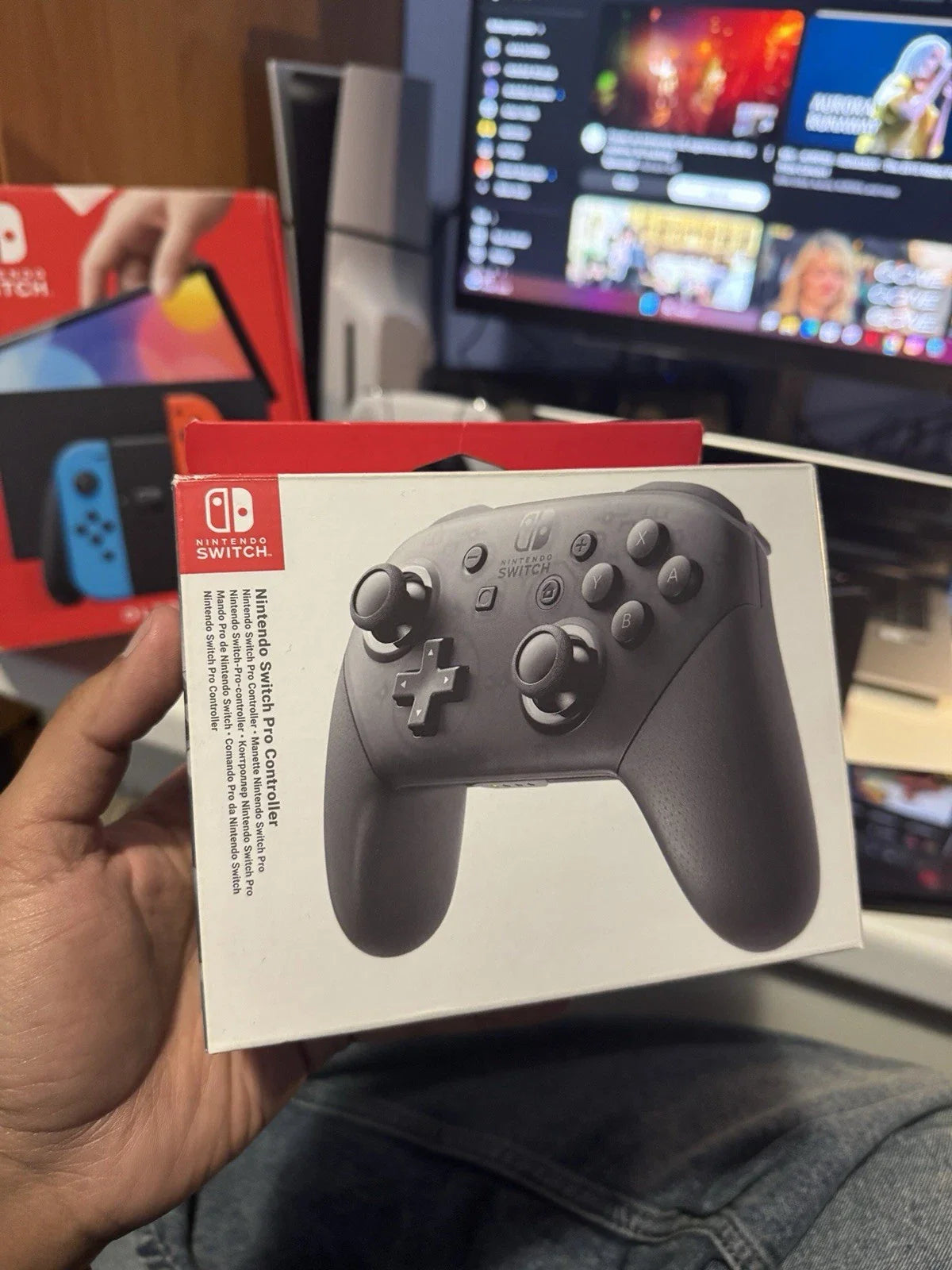 Nintendo Switch OLED + 256GB SD + 2 Controller
