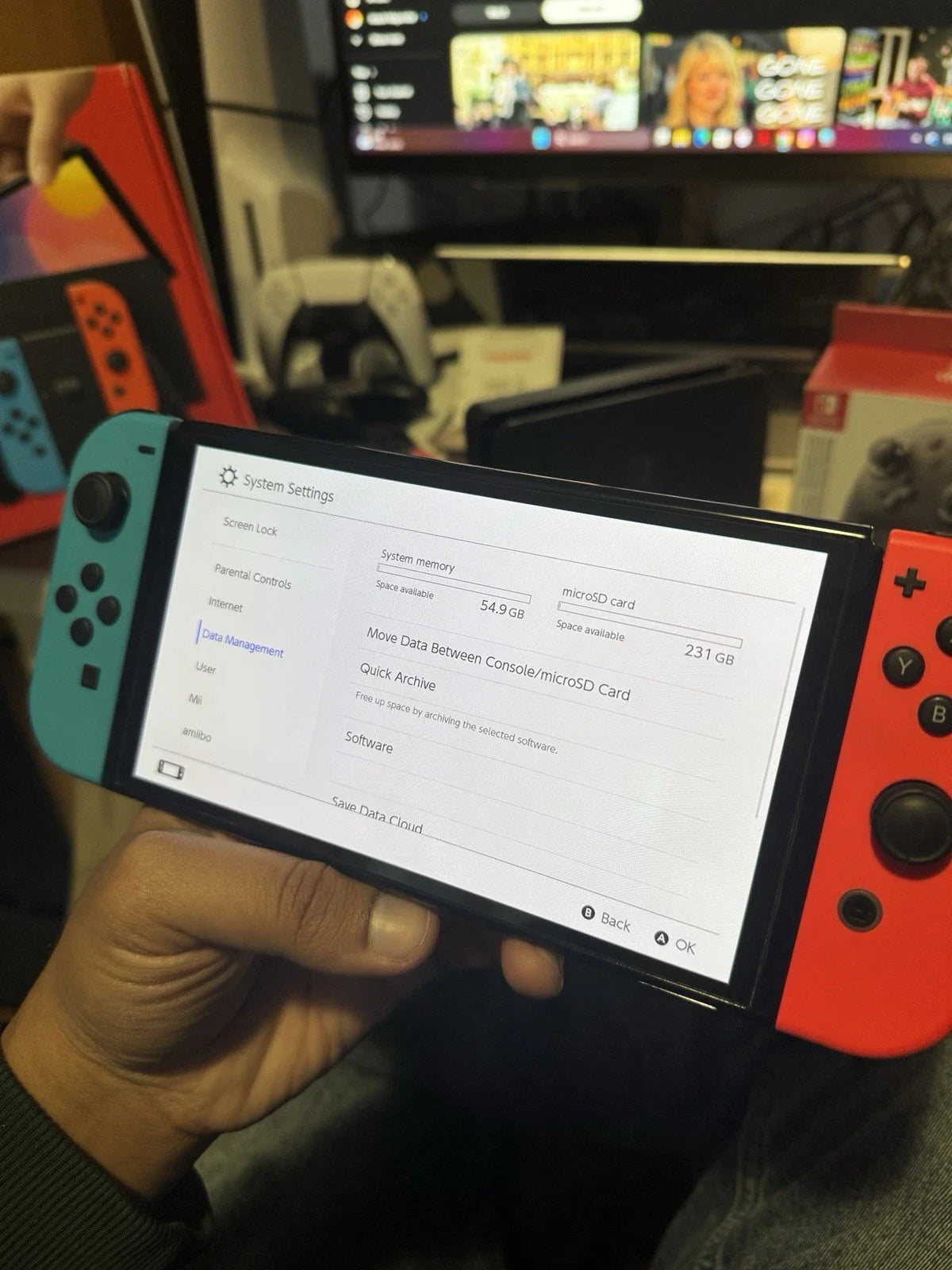 Nintendo Switch OLED + 256GB SD + 2 Controller