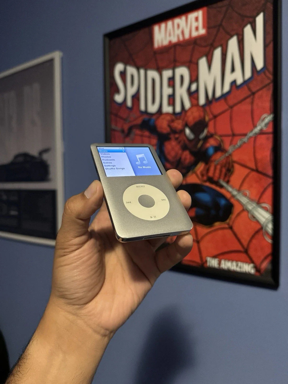 Apple ipod Classic 7th Generation 160GB Silver (Perfectly Working)